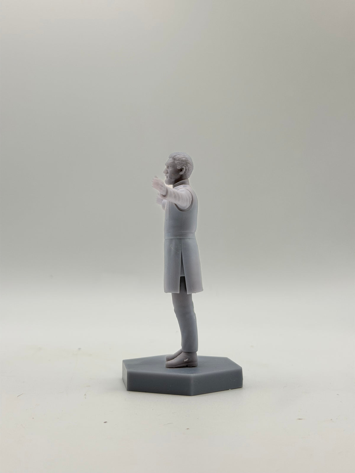 Mavic Chen (1:21)