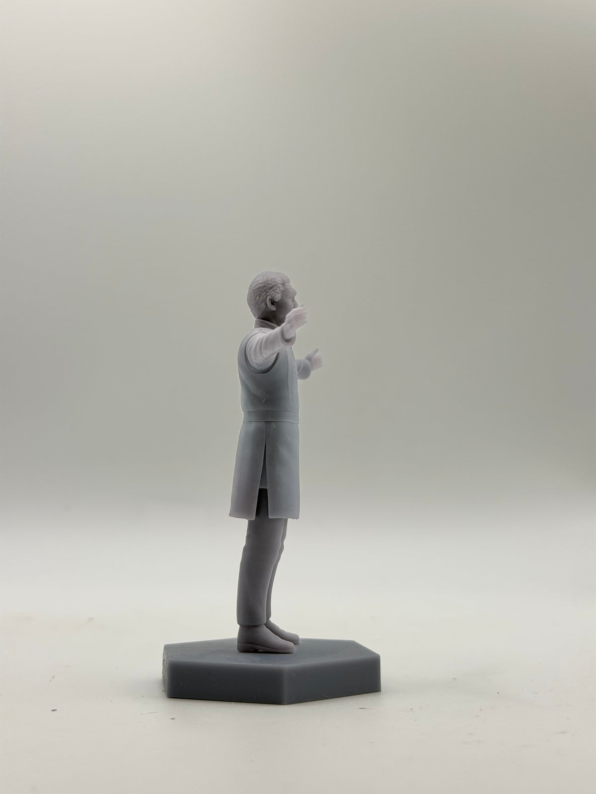 Mavic Chen (1:21)