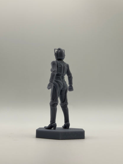 Cyber Woman (1:21)