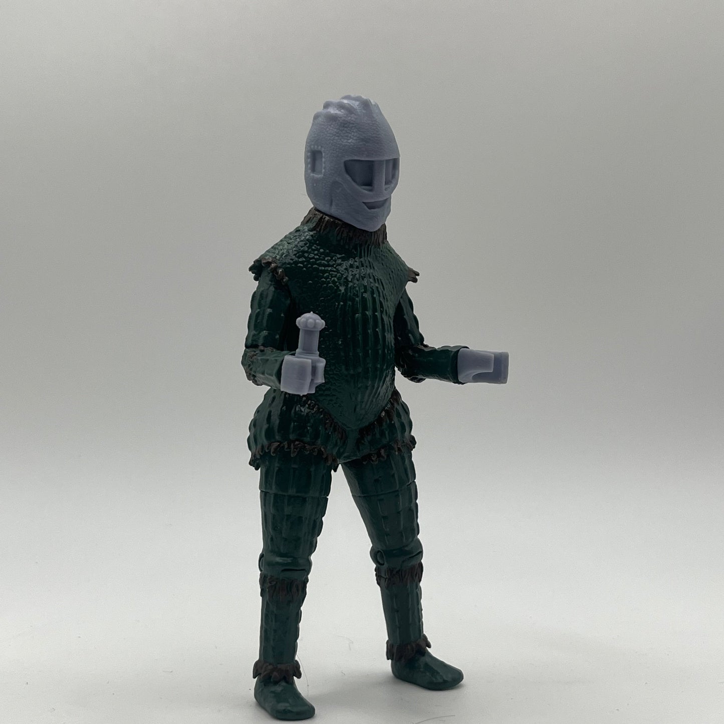 Ice Warrior: (The Monster of Peladon) [set 1]