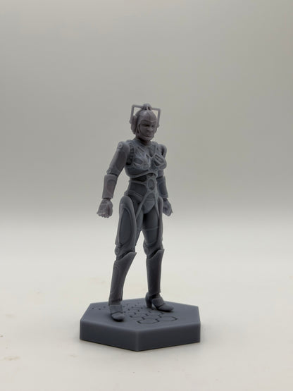 Cyber Woman (1:21)