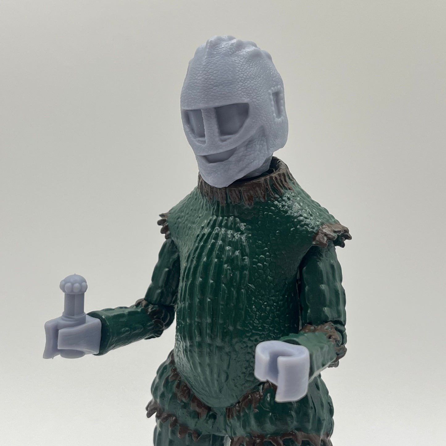 Ice Warrior: (The Monster of Peladon) [set 1]