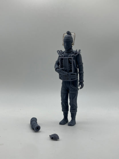 Cyberman 'Attack' Figure Kit (The Doctor Falls)