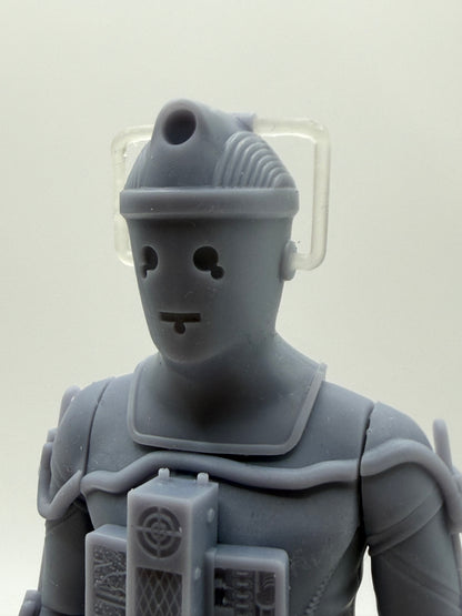 Cyberman (The Wheel In Space) Figure Kit