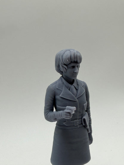 Liz Shaw - Section Leader Figure Kit (Inferno)